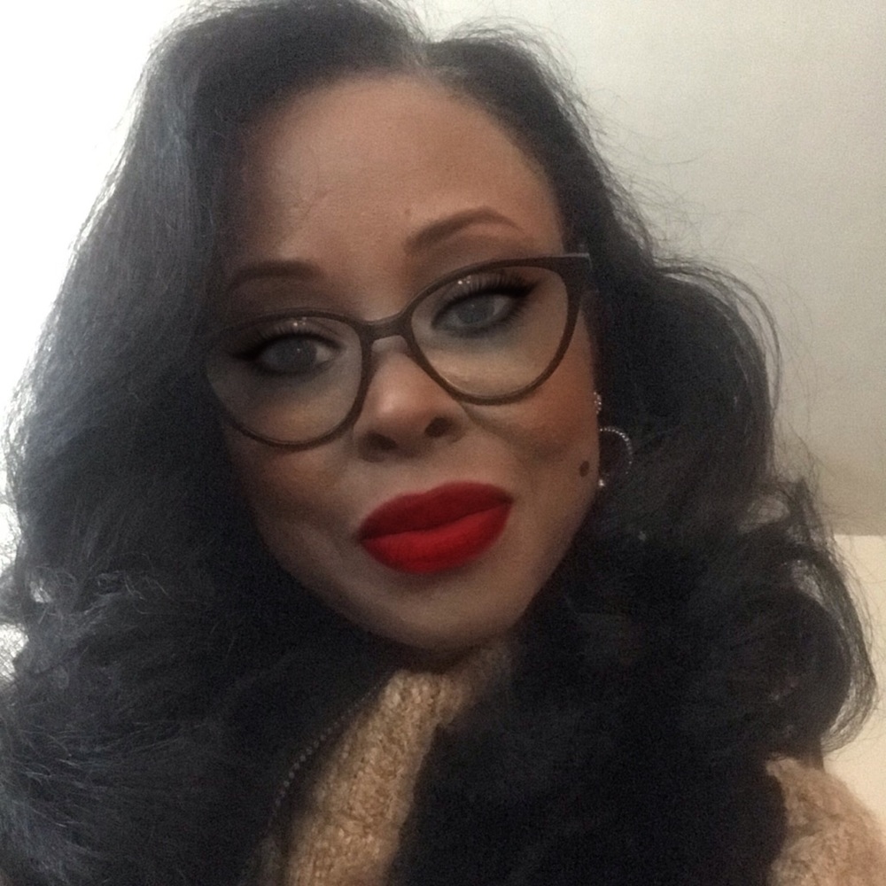 Meet your Posher, Toni